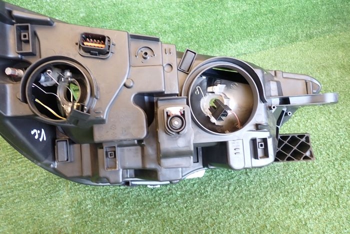 фото №11, Citroen c4 ii рестайлінг 15- фара лівий лампа ліва замінник