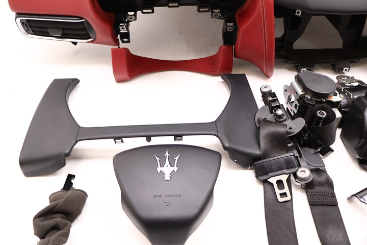 фото №8, Maserati levante панель раздаточная набор подушка безопасности