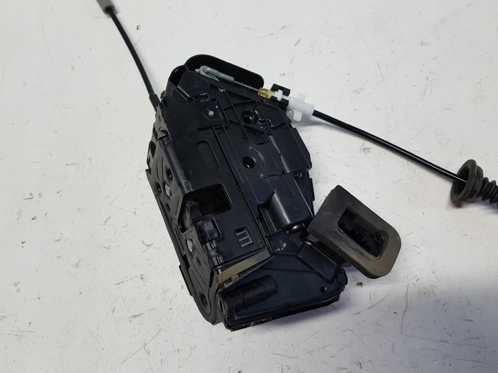 фото №3, Skoda kamiq замок дверь правые перед 7 pin