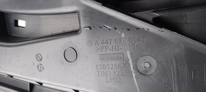 фото №11, Панель роздавальна консоль mercedes vito 447 a4476800087 a4476890147 оригінал