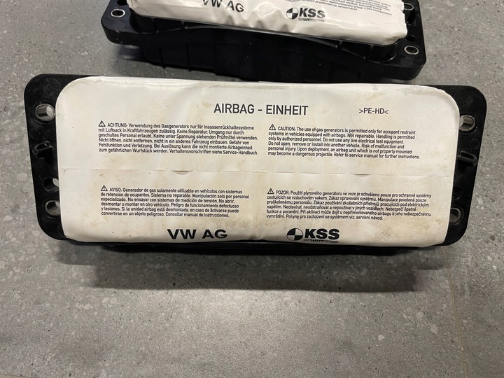 фото №1, Подушка подушка безопасности пассажира оригинал a3 8v golf vii 7 octavia iii 3