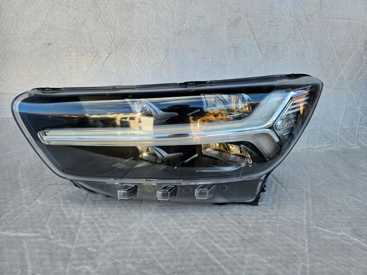 фото №1, Volvo xc40 лампа левая mid led 32293922