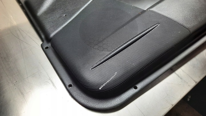 фото №4, Оббивка двері правий перед volvo s60 00-04r