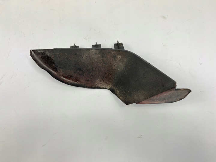 фото №1, Заглушка захист порога ліва підкрилки заднього mercedes w124 1246980830