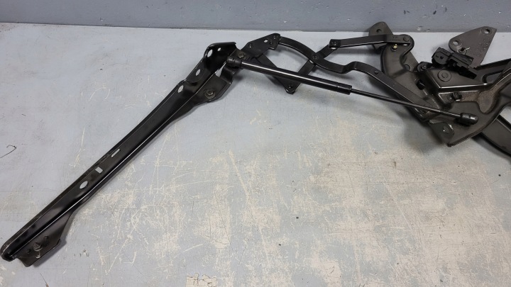 фото №9, Механизм петля крыша левое renault megane ii cabrio 8200468714