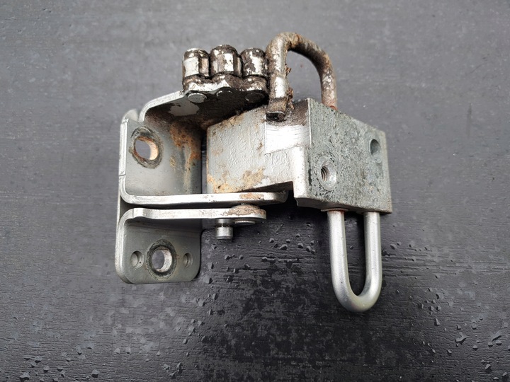 фото №1, Vw touran i 03-06 петля дверь правые перед dół 1t0831412c