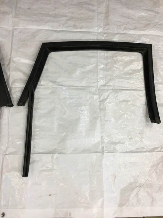 фото №10, Seat altea xl toledo iii прокладка вокруг дверь край 2003-2016