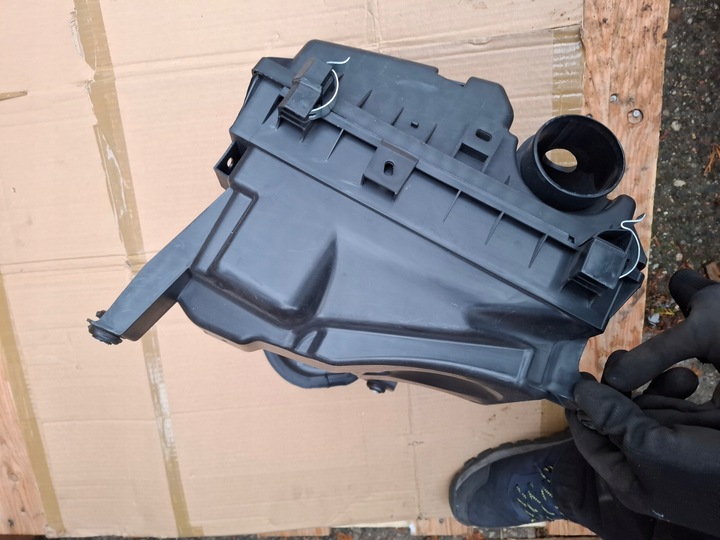 фото №7, Toyota hilux 2.4 2016- viii 8 корпус фільтра повітря фільтр повітря