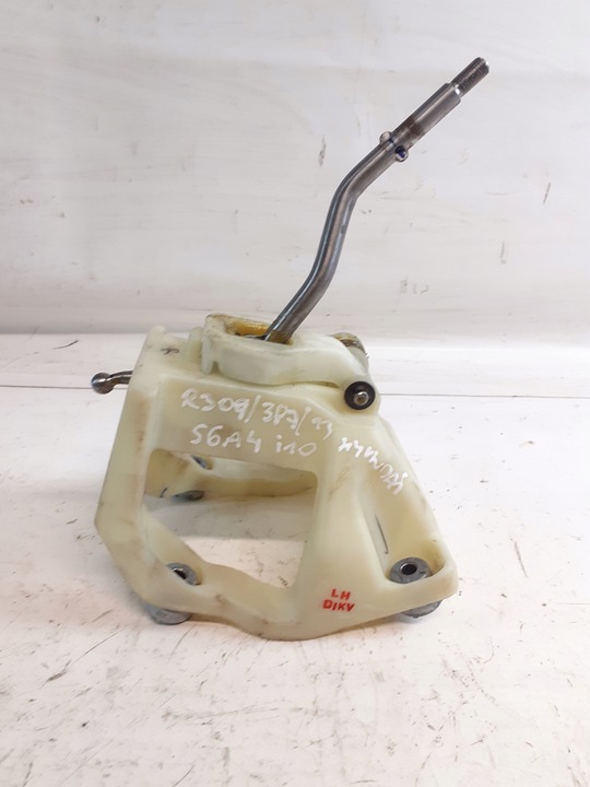 фото №1, Hyundai i10 i домкрат изменения коробки передач