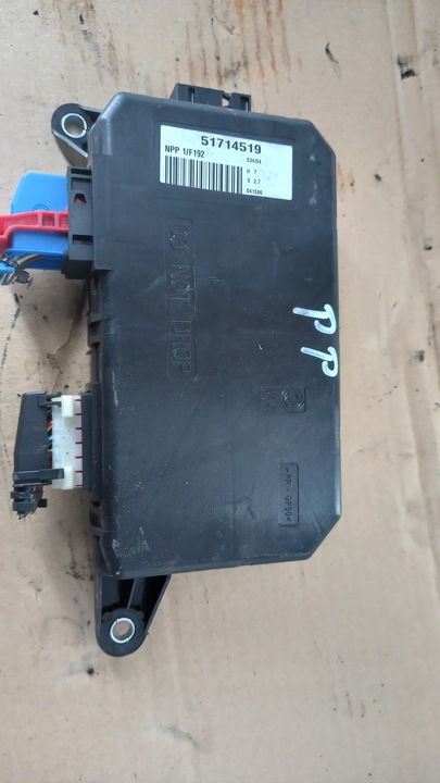 фото №1, Модуль комфорта. правые перед fiat stilo 1.9jtd 04r