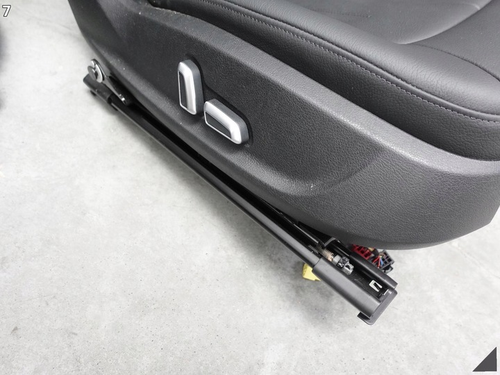 фото №8, Audi a7 4g8 c7 рестайлинг 10-18 сиденья диван чёрная кожа электрические