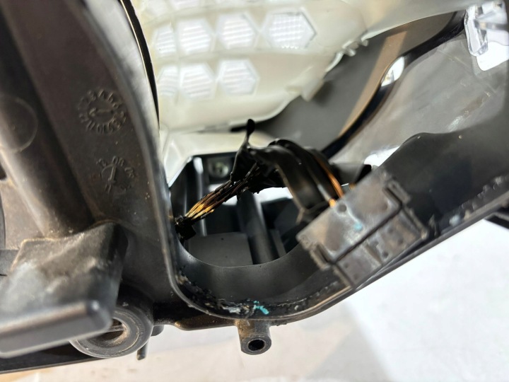 фото №6, Bmw 5 gt f07 фара bi-xenion керована r - 16453