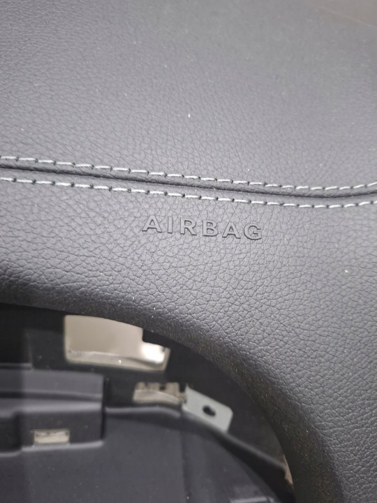 фото №14, Mercedes glb x247 247 торпедо консоль подушка  подушки ремені оригінал демонтаж