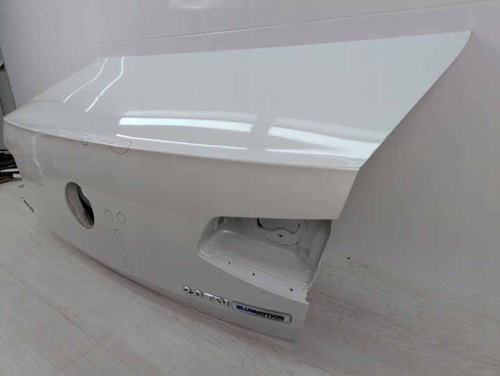 фото №10, Кришка кришка багажника sedan volkswagen passat b8 3g5827025a