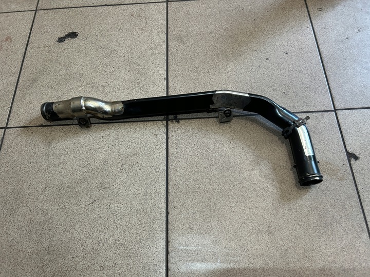 фото №1, Магистраль трубка воды audi a6 s6 4.2 v8