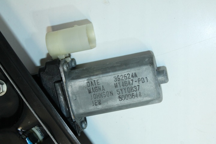 фото №6, Bmw f30 f31 f80 механизм подъемник стекла правые зад задний 7351050