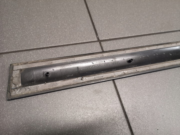 фото №7, Планка крила права audi a4 b6 cabrio 8h0853984