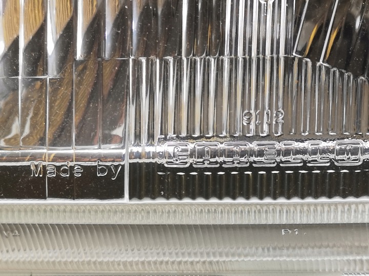 фото №8, Лампа лівий перед lancia y10 1992-1995 магніт marelli 7719974 / lpb602