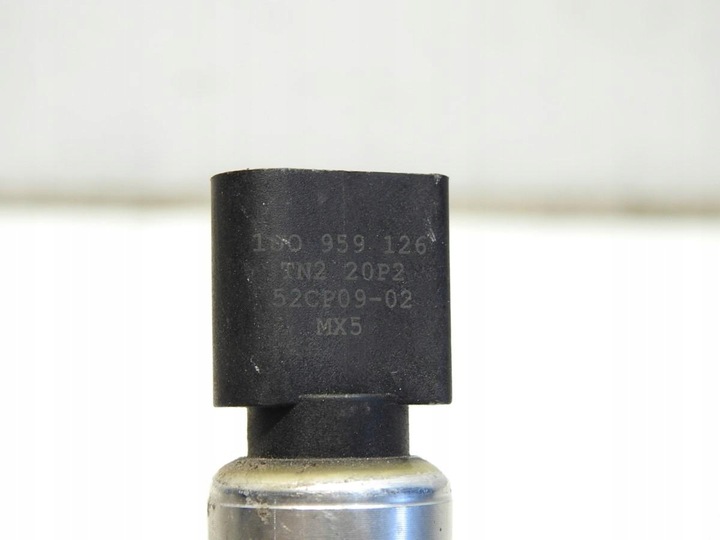 фото №8, Шланг трубка кондиционера porsche cayenne i 4.5 v8 turbo 7l0820741d 1j0959126