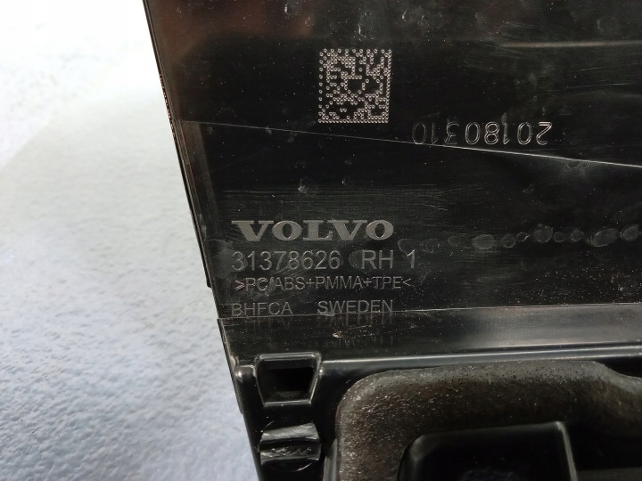 фото №7, Volvo v90 ii молдинг стійка b праве зад 31378626