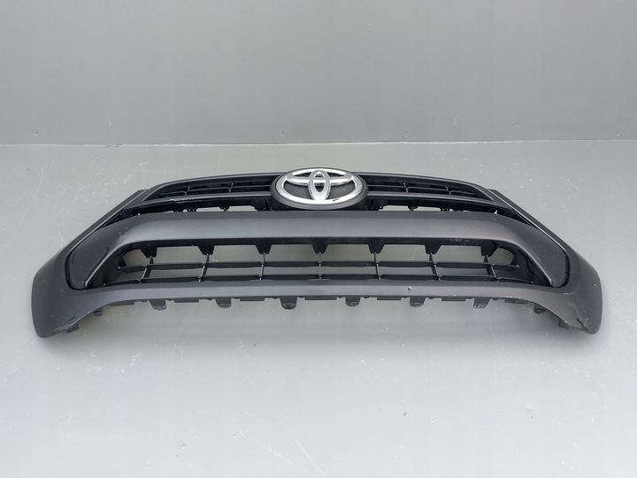 фото №10, Toyota hilux viii рестайлинг 2017- решётка радиатора решётка радиатор перед 53100-0kj80 ÷