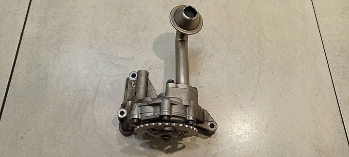 фото №1, Насос масла vw 1.9 sdi 06a115105b