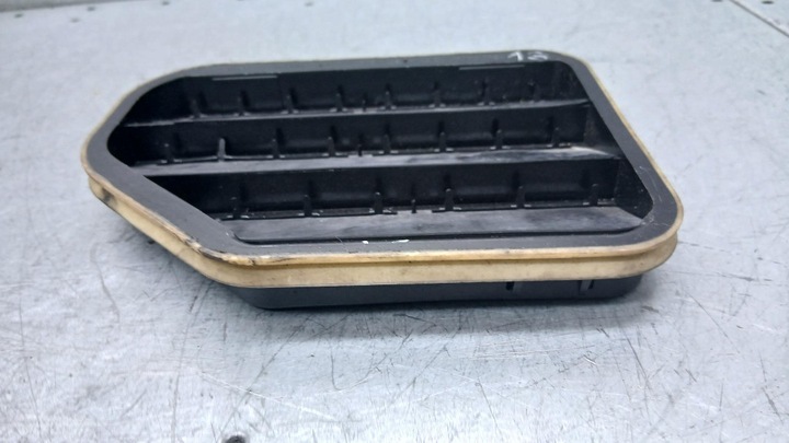 фото №6, Решітка вентиляційна права 7n51-a280b62-ab volvo v50 04-12r