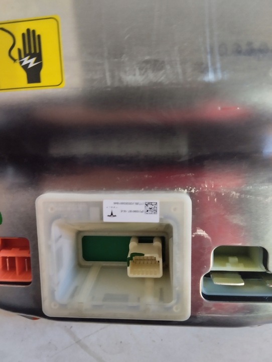 фото №8, Tesla 3 рестайлинг / y конверсия зарядным устройством европа