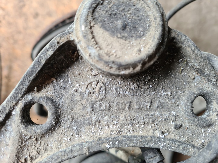 фото №4, Mcperson поворотный кулак правая левая q7 touareg cayenne