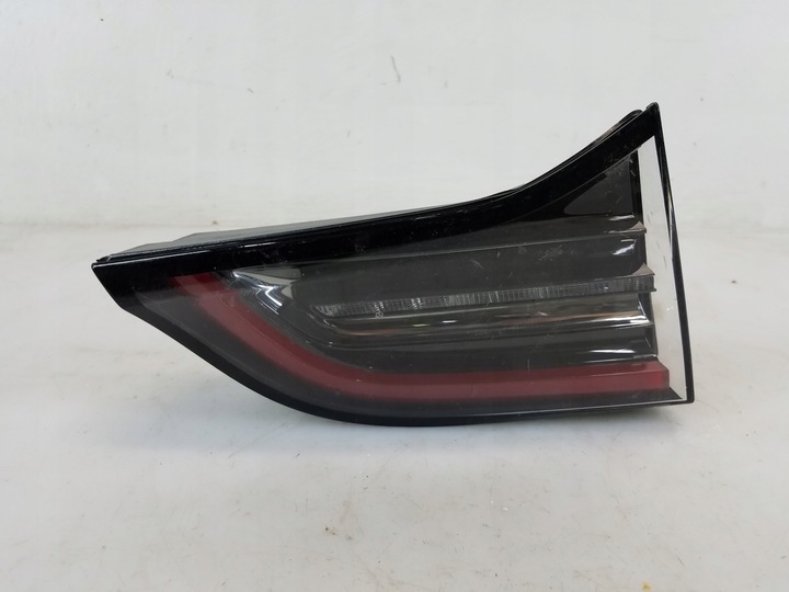 фото №9, Лампа зад w крышка багажника tesla модель 3