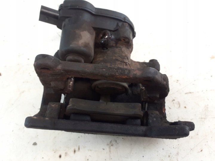 фото №6, Audi a4 b8 суппорт тормозной левый зад