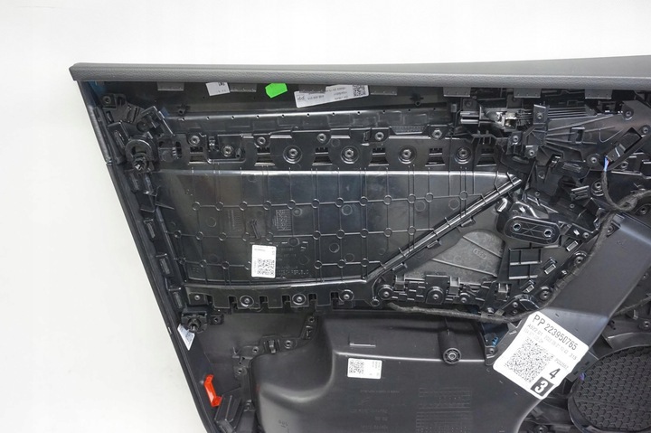 фото №16, Обивка боковина правые переднее audi q3 ii f3 83a 83c867106f