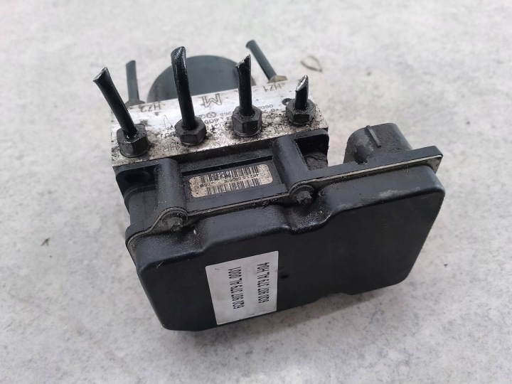 фото №7, Блок управления abs skoda roomster 6q0614417r 6q0907379al 0265231724 1.6 16v
