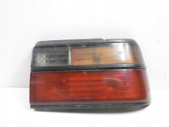 фото №8, Toyota corolla 6 e9 87-91 лампа зад права sedan 4d