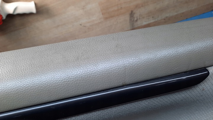 фото №10, Оббивка двері праві зад задні volvo s60 00-04r