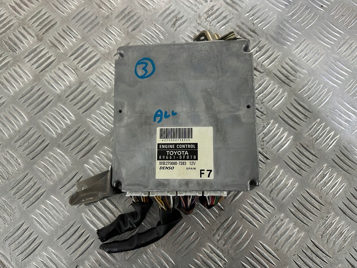 фото №1, Toyota corolla verso ii 1.6 vvti блок управления двигателя 89661-0f070