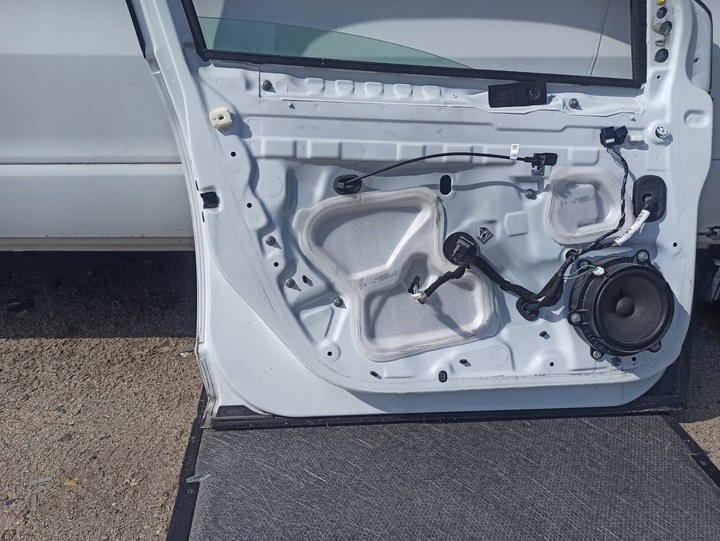 фото №15, Дверь левый перед комплектные renault megane iv универсал hb ov369 18r