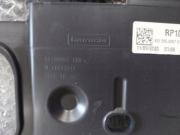 фото №7, Бампер перед переднее решётка радиатора балка renault zoe 12- 620102855r