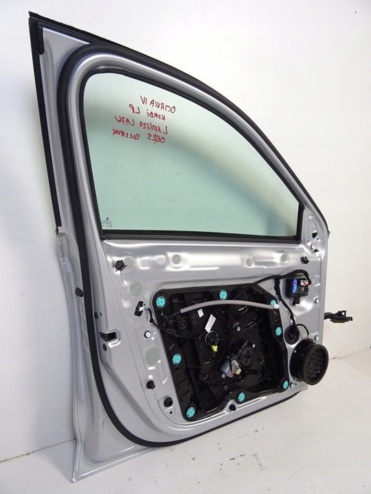 фото №15, Skoda octavia 4 iv універсал двері лівий перед 2022r комплектні la7w універсал