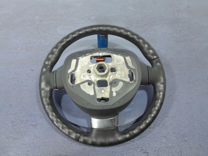 фото №8, Ford focus mk ii рестайлинг руль трёхспицевый 4m513600el3zhe