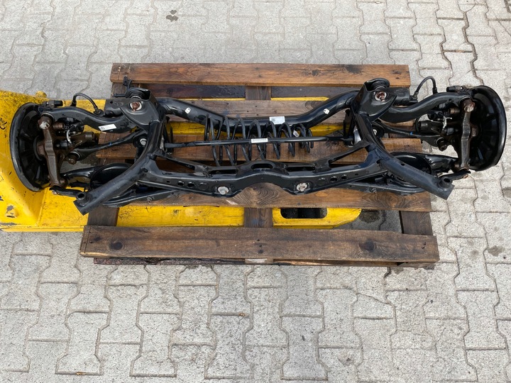 фото №1, Подрамник балка подвешивание зад комплектные vw audi 5q0