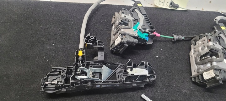 фото №8, Ручка замок w253 w205 w213 a2220064099 a2220063999 a0997602200 a0997604600