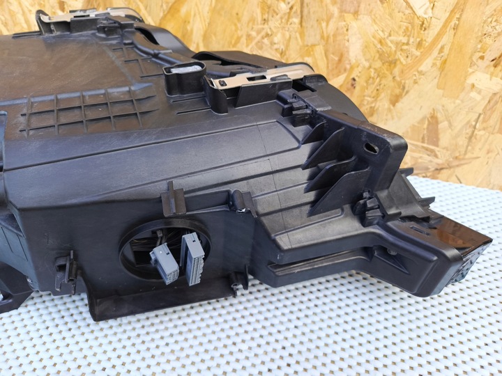 фото №9, Лампа перед правая volvo xc60 2 ii полный led lhd 31420418