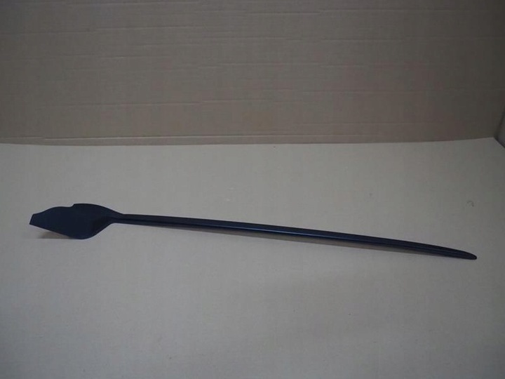 фото №1, Планка стёкла лобовой правая toyota c-hr