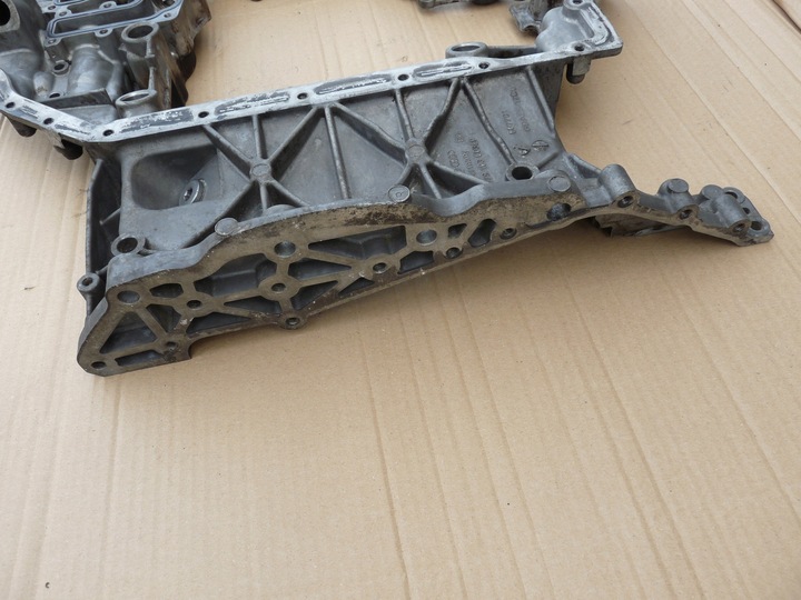 фото №10, Audi a8 d3 4.2 bvj поддон масляная 079103603cp