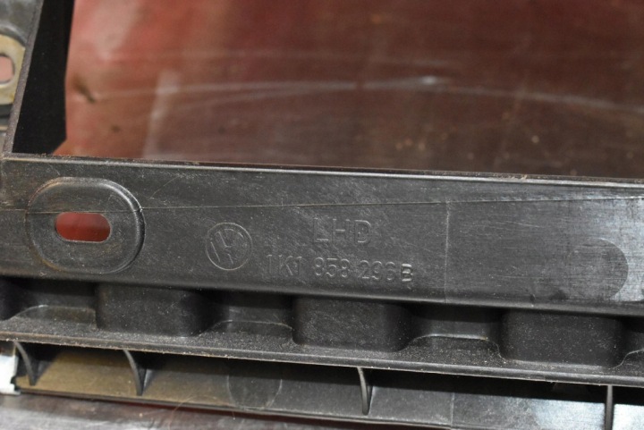 фото №12, Торпедо роздавальна консоль капот eu vw golf 6 vi 08-15