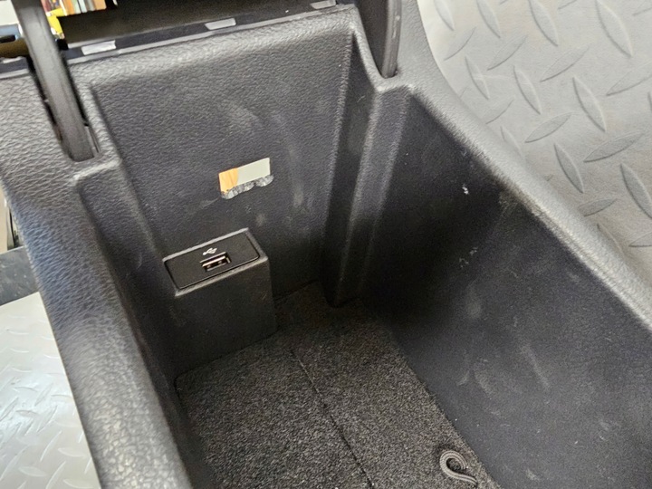 фото №7, Туннель средний подлокотник европа 3v1863241am skoda superb iii