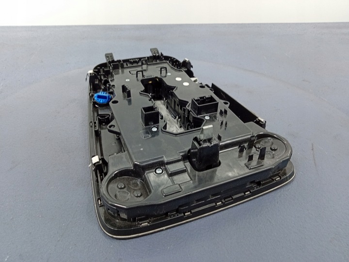 фото №8, A4 b9 8w лампа потолок перед s line 8w0947135d