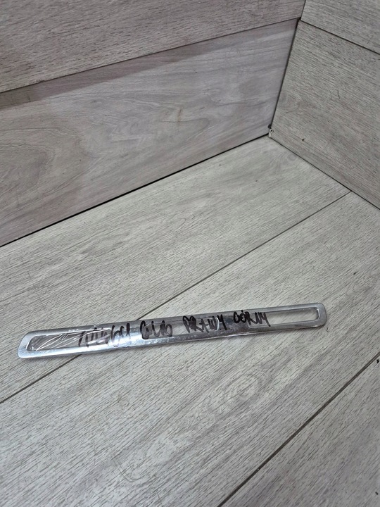 фото №1, 11469. mercedes glb планка решётка радиатора правые перед a2478882100