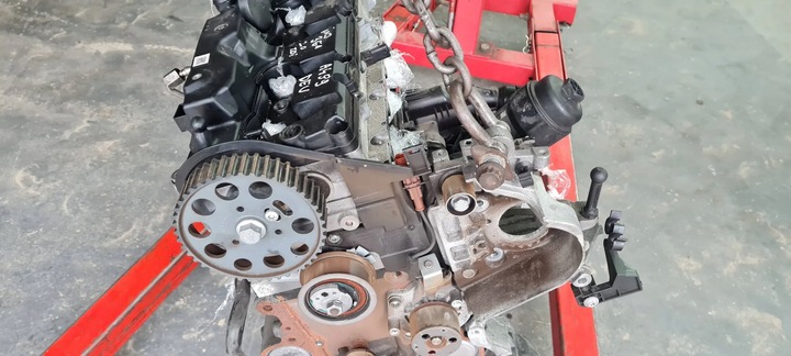 фото №10, A4 b9 8w двигатель стойка 2.0 tdi deu deua a5 8w q5 vw audi